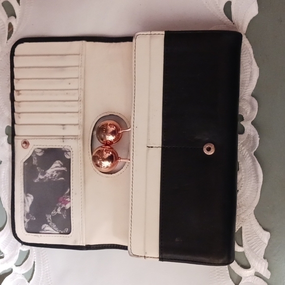 TED BAKER LEATHER WALLET - Picture 2 of 9